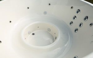 12 Airjets + 700W airpump