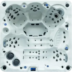 lege jacuzzi, van bovenaf